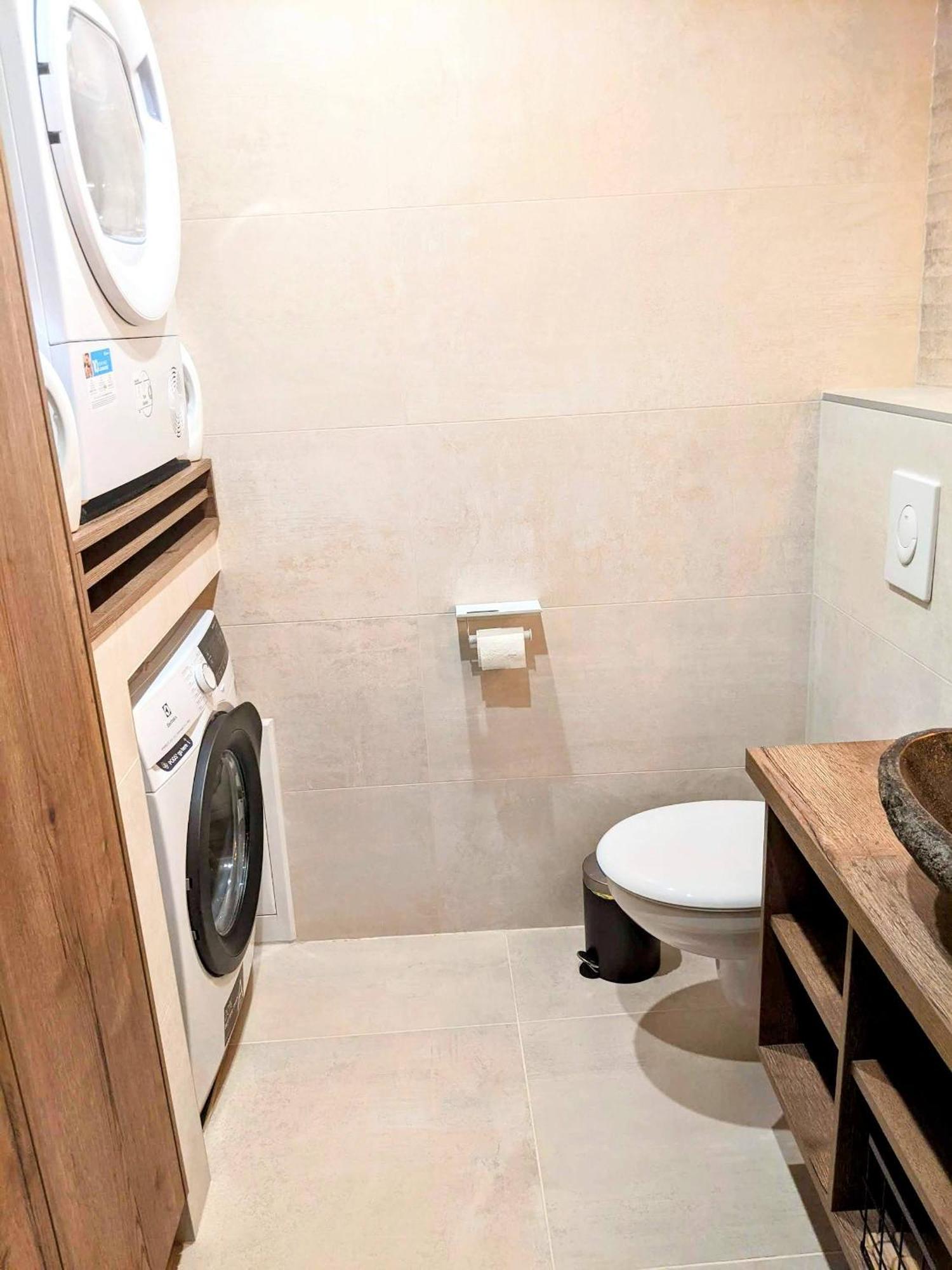 O 38 Luxe Loft Apartment Budapest Ngoại thất bức ảnh